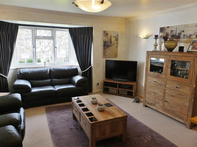  Image of 2 bedroom Flat for sale in Sycamore Close Carshalton SM5 at Carshalton Surrey Carshalton, SM5 2PS