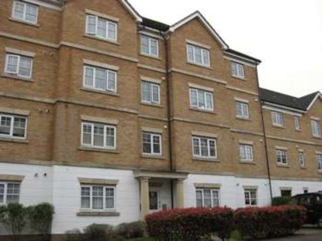  Image of 2 bedroom Flat for sale in Symphony Close Edgware HA8 at Symphony Close  Edgware, HA8 0AL