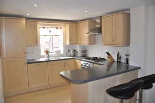  Image of 3 bedroom Terraced house to rent in Tarnock Avenue Whitchurch Bristol BS14 at Tarnock Avenue  Bristol, BS14 9RS