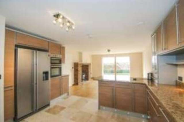  Image of 4 bedroom Detached house for sale in Thurloxton Taunton TA2 at Taunton Somerset Adsborough, TA2 8RJ