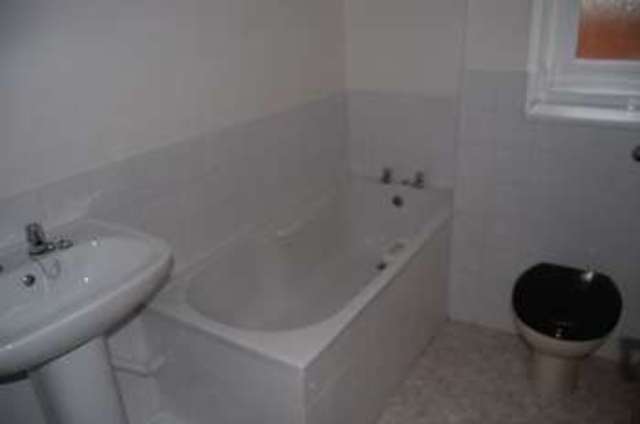  Image of 1 bedroom Flat to rent in Pyehurn Mews Taverham Norwich NR8 at Pyehurn Mews Taverham Norwich, NR8 6XP