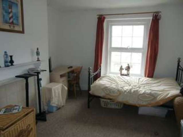  Image of 2 bedroom Flat for sale in Glanville Road Tavistock PL19 at Glanville Road  Tavistock, PL19 0ED
