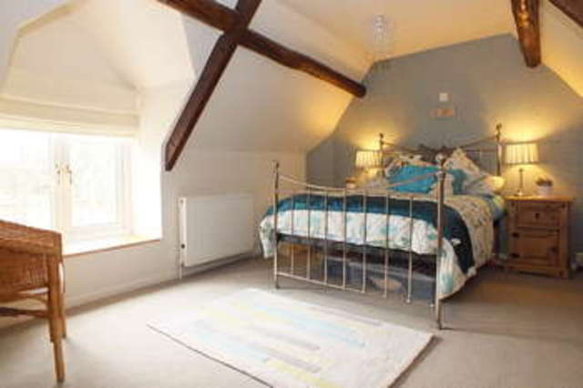  Image of 2 bedroom Cottage for sale in New Church Street Tetbury GL8 at Tetbury Gloucestershire, GL8 8DS