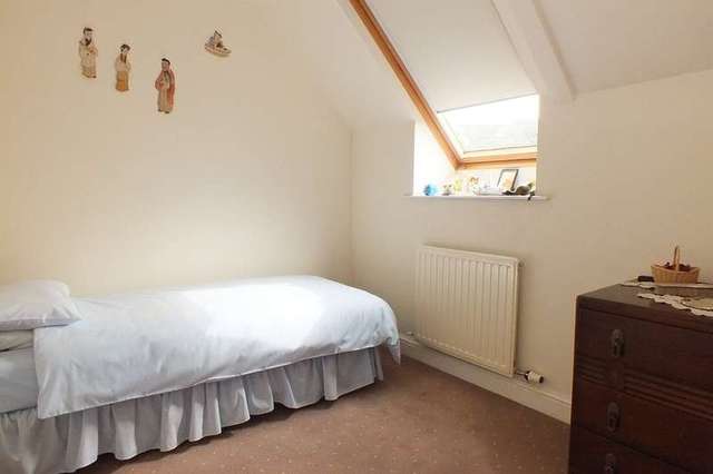  Image of 4 bedroom Cottage for sale in Charlton Road Tetbury GL8 at Tetbury Gloucestershire, GL8 8DY