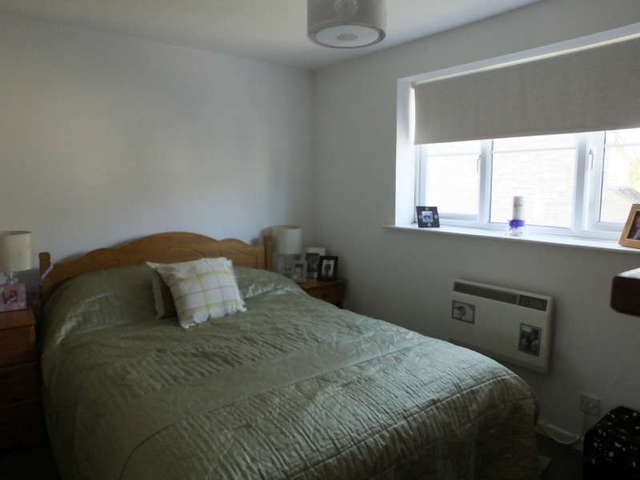  Image of 2 bedroom End of Terrace for sale in Northlands Way Tetbury GL8 at Tetbury Gloucestershire, GL8 8YT