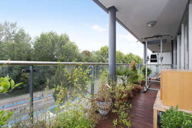  Image of 2 bedroom Flat for sale in Queenstown Road London SW8 at 334 Queenstown Road Battersea Park Nine Elms, SW8 4NP