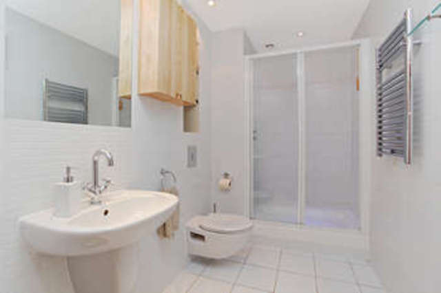  Image of 2 bedroom Flat for sale in Queenstown Road London SW8 at 334 Queenstown Road Battersea Park Nine Elms, SW8 4NP