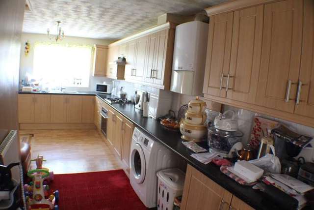  Image of 3 bedroom Detached house to rent in The Portwey Leicester LE5 at The Portway  Leicester, LE5 0PT
