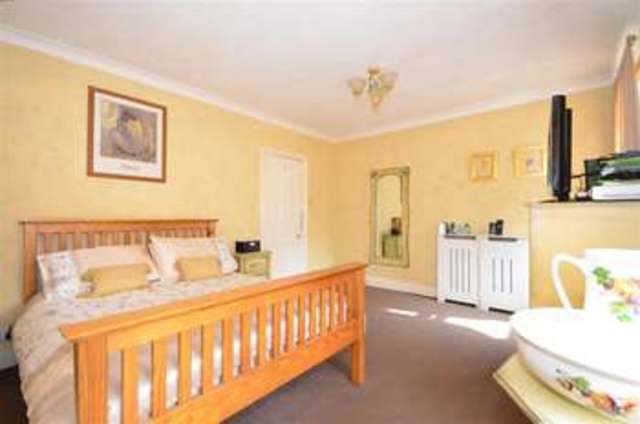  Image of 4 bedroom Semi-Detached house for sale in The Ridgeway Shorne Gravesend DA12 at Shorne Kent Shorne, DA12 3LN