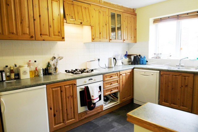  Image of 3 bedroom Maisonette to rent in The Ridgeway St. Albans AL4 at St Albans, AL4 9TZ