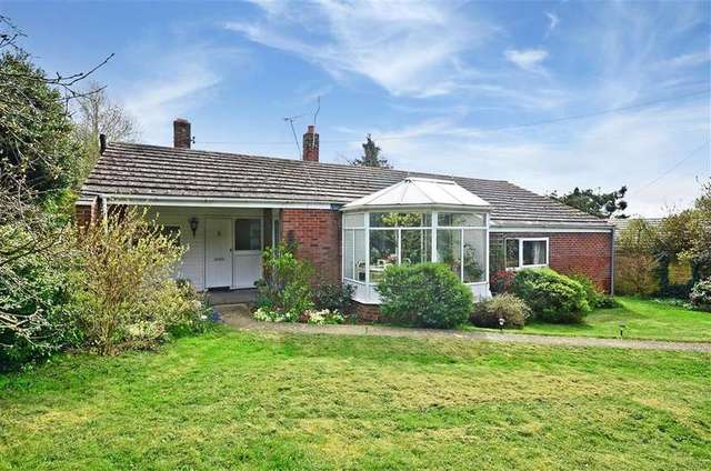  Image of 4 bedroom Bungalow for sale in The Street Ulcombe Maidstone ME17 at Ulcombe Maidstone Maidstone, ME17 1DR