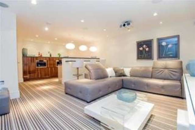  Image of 5 bedroom Detached house to rent in Vanguard Wharf Lytham Lytham St. Annes FY8 at Lytham St. Annes, FY8 5FQ