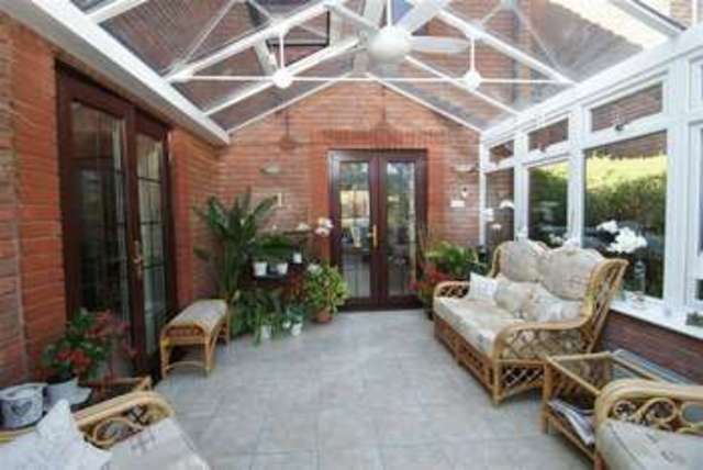  Image of 4 bedroom Detached house for sale in The Willows Andover SP10 at The Willows  Andover, SP10 2NN