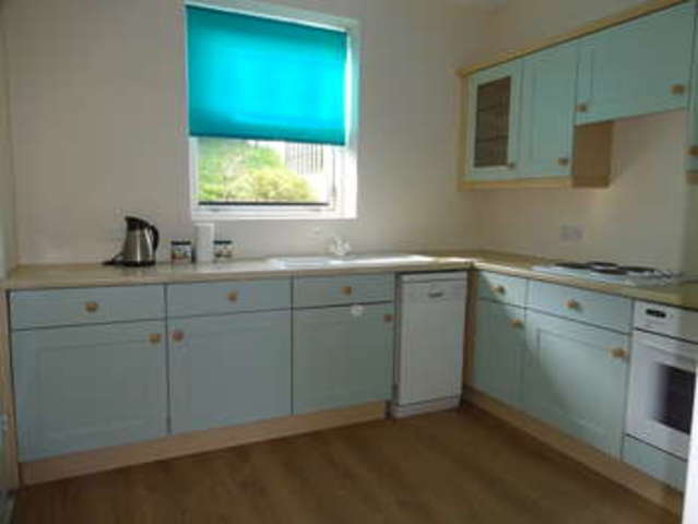  Image of 3 bedroom Semi-Detached house for sale in Thornborough Place Sheffield S2 at Heeley Sheffield South Yorkshire, S2 3PD