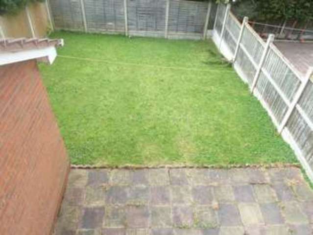  Image of 3 bedroom Semi-Detached house to rent in Victoria Park Road Smethwick B66 at Victoria Park Road  Smethwick, B66 3QL