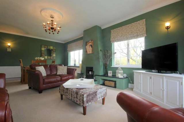  Image of 4 bedroom Bungalow for sale in Toms Lane Kings Langley WD4 at Toms Lane  Kings Langley, WD4 8NY