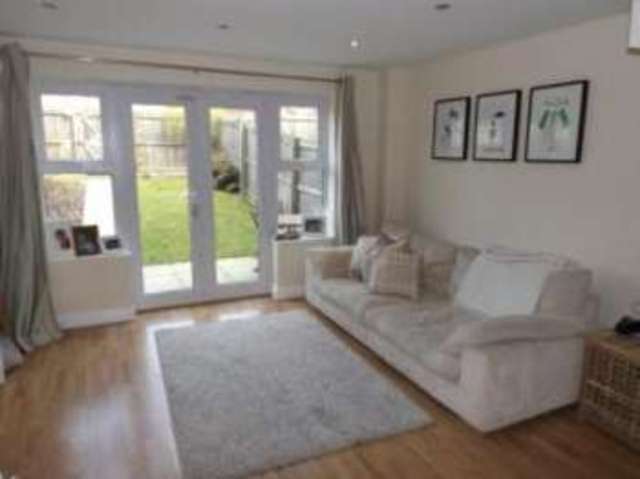  Image of 3 bedroom Terraced house for sale in Trinity Road Edwinstowe Mansfield NG21 at Edwinstowe Mansfield Edwinstowe, NG21 9RX