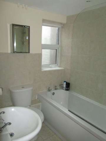  Image of 2 bedroom Terraced house to rent in Union Street Congleton CW12 at Union Street  Congleton, CW12 1JB