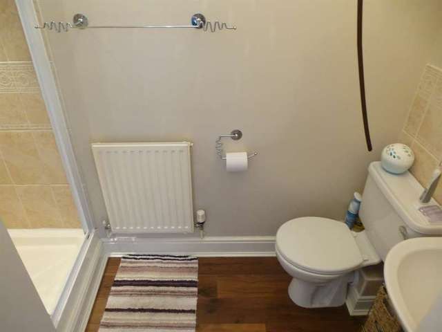  Image of 3 bedroom Town House for sale in Union Street Dunstable LU6 at Dunstable, LU6 1HB