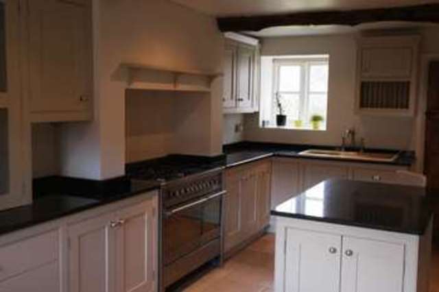  Image of 3 bedroom Semi-Detached house to rent in Valley Road Hughenden Valley High Wycombe HP14 at Valley Road Hughenden Valley High Wycombe, HP14 4LB