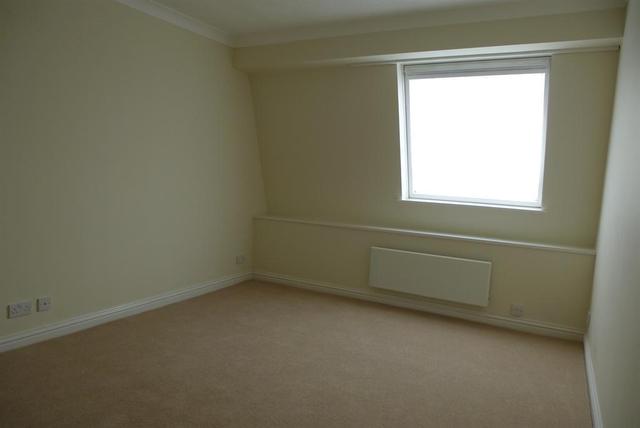  Image of 3 bedroom Penthouse for sale in Victoria Court The Crescent Filey YO14 at The Crescent Filey Filey, YO14 9LJ