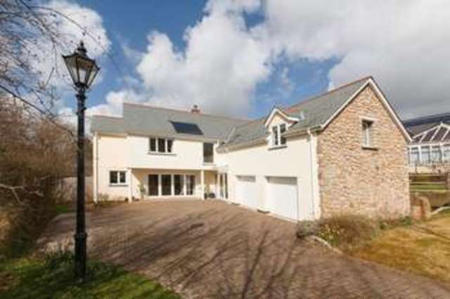  Image of 5 bedroom Detached house for sale in Victoria Road Hatherleigh Okehampton EX20 at Victoria Road  Hatherleigh, EX20 3JG