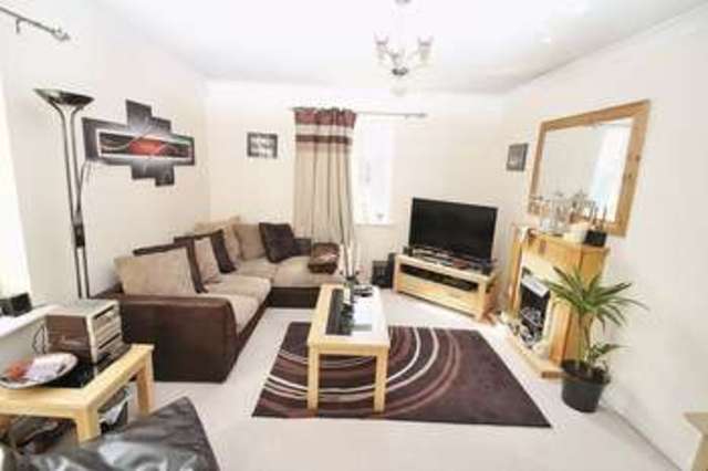 Image of 2 bedroom Flat for sale in Walter Bigg Way Wallingford OX10 at Walter Bigg Way  Wallingford, OX10 8FA
