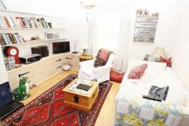  Image of 3 bedroom Terraced house for sale in St. Johns Road Wallingford OX10 at St. Johns Road  Wallingford, OX10 9AD