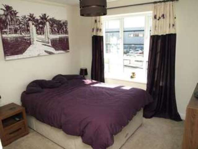  Image of 2 bedroom Apartment for sale in Wallis Square Farnborough GU14 at Wallis Square  Farnborough, GU14 7GU