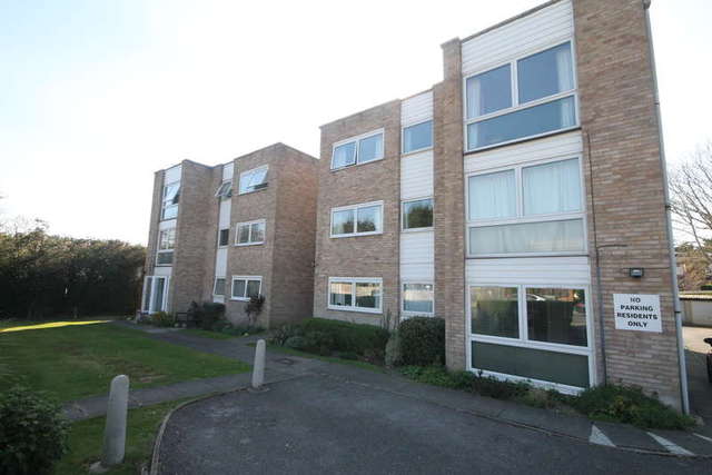  Image of 2 bedroom Flat to rent in Wanstead Road Bromley BR1 at Bromley  Kent, BR1 3DZ