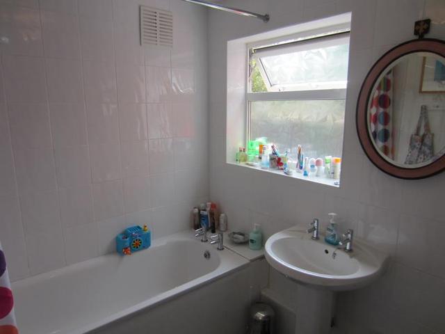  Image of 3 bedroom Terraced house to rent in War Lane Harborne Birmingham B17 at Birmingham, B17 9RR
