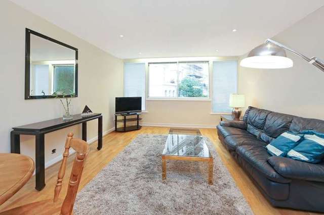  Image of 2 bedroom Property to rent in Kensington Park Road London W11 at Waterford House  Kensington Park Road, W11 2PJ