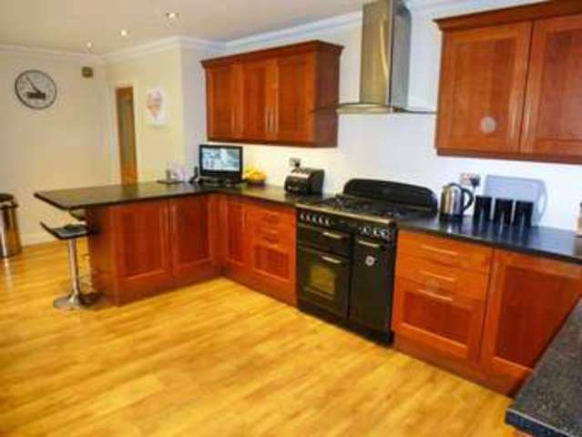  Image of 4 bedroom Detached house for sale in Wayside Brighton BN1 at Brighton Patcham, BN1 5HL