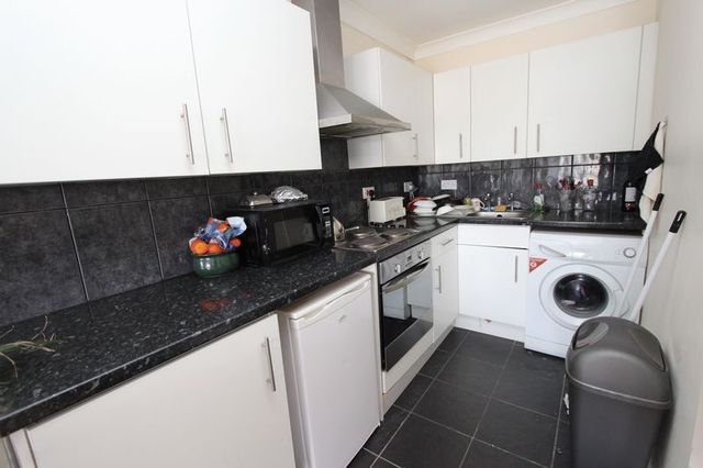  Image of 1 bedroom Flat to rent in Butts Road Southampton SO19 at Butts Road  Southampton, SO19 1BJ
