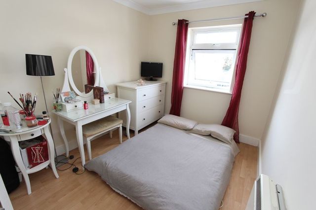  Image of 1 bedroom Flat to rent in Butts Road Southampton SO19 at Butts Road  Southampton, SO19 1BJ