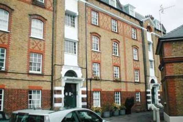  Image of Property to rent in Wellington Way London E3 at Wellington Way  London, E3 4NA