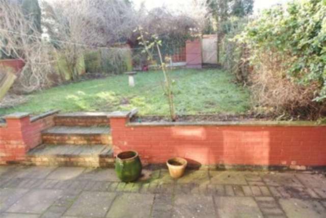  Image of 3 bedroom Detached house to rent in Wembley Gardens Bramcote Nottingham NG9 at Nottingham, NG9 3FE