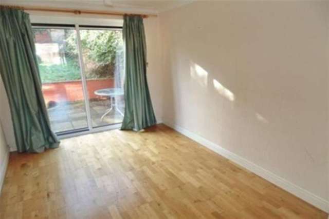  Image of 3 bedroom Detached house to rent in Wembley Gardens Bramcote Nottingham NG9 at Nottingham, NG9 3FE