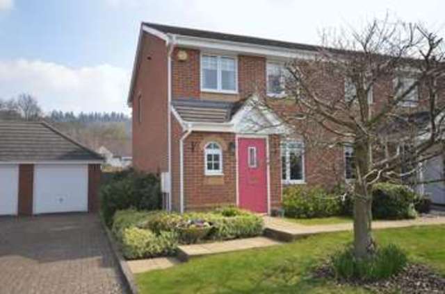  Image of 2 bedroom Semi-Detached house for sale in Longcroft Avenue Halton Aylesbury HP22 at Longcroft Avenue  Wendover, HP22 5PT