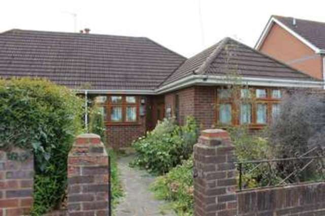  Image of 2 bedroom Detached house for sale in Wendover Road Staines TW18 at Wendover Road  Staines-Upon-Thames, TW18 3DD