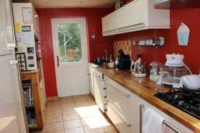  Image of 2 bedroom Detached house for sale in Wendover Road Staines TW18 at Wendover Road  Staines-Upon-Thames, TW18 3DD