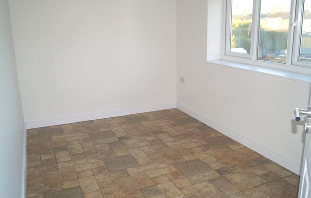  Image of 3 bedroom End of Terrace for sale in West Avenue Hayes UB3 at Hayes Middlesex Hayes, UB3 2EY