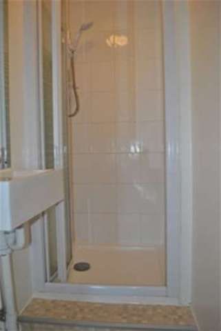  Image of 2 bedroom Flat to rent in West Avenue London E17 at West Avenue  London, E17 9PU