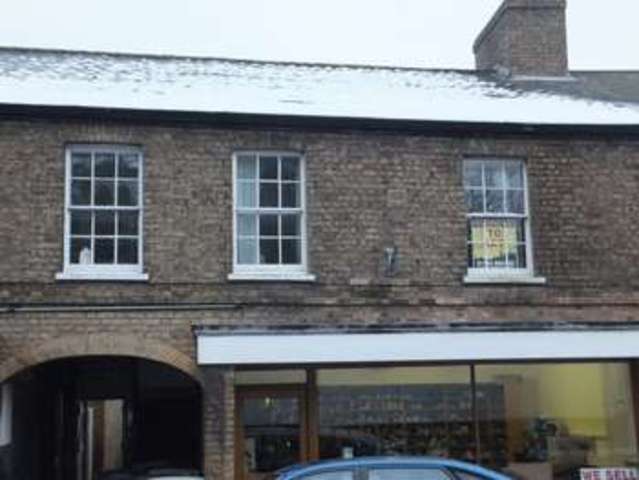  Image of 1 bedroom Flat to rent in West Street Alford LN13 at West Street  Alford, LN13 9DG