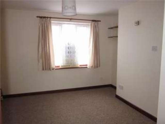  Image of 1 bedroom Detached house to rent in Westbourne Grove Yeovil BA20 at Westbourne Grove  Yeovil, BA20 2DG