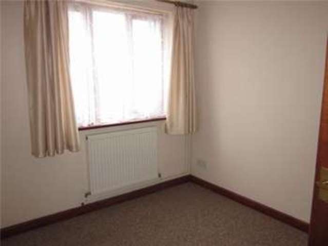  Image of 1 bedroom Detached house to rent in Westbourne Grove Yeovil BA20 at Westbourne Grove  Yeovil, BA20 2DG