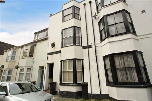  Image of 1 bedroom Flat for sale in Western Place Worthing BN11 at Worthing, BN11 3LU