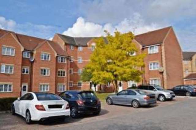  Image of 2 bedroom Flat to rent in Westfield Gardens Chadwell Heath Romford RM6 at Westfield Gardens  Romford, RM6 4BY