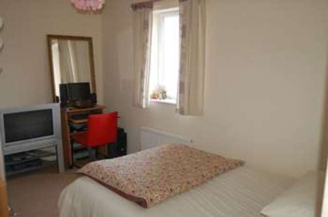 Image of 2 bedroom Terraced house to rent in Worle Moor Road Weston-super-Mare BS24 at Worle Moor Road  Weston-Super-Mare, BS24 7JR