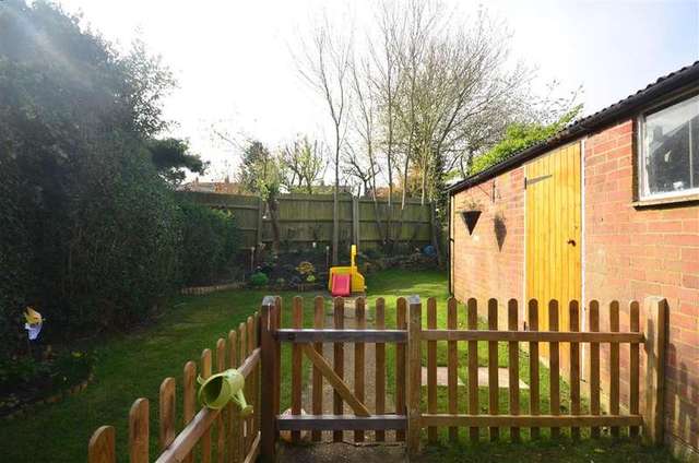  Image of 3 bedroom Terraced house for sale in Wheelers Epping CM16 at Epping Essex Epping, CM16 5AL